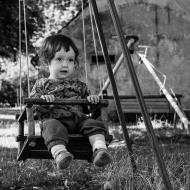 Mysleli jsme, že nic víc retro než hřiště v Ostrém u Úštěka už nenajdeme...