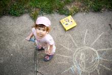 Chvilka pro umění na dvoře u praprarodičů