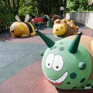 Ústecká ZOO je proslulá svými klouzačkami, od loňska ale nabízí i toto originální zvířátkové hřiště