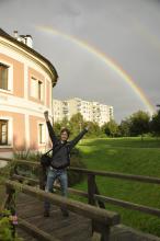 Na místě činu rok poté