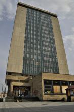 Chomutov - dominanta města - zabedněný hotel