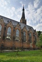 Teplice - jeden z červených kostelů