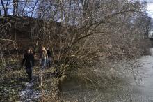 Hledáme druhou stage, tudy jsme se po chvíli i vraceli, protože jsme zjistili, že Tom na jeho GPS nerozeznal silnici od potoka :-)