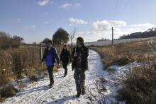 Některé manželky to po několika slepých pokusech vzdaly, torzo pátracího týmu již pokračuje po správné cestě