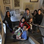 Příprava skupinové fotografie je náročná, někteří při tom stihli i usnout