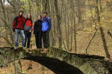 Skupinovka na mostku