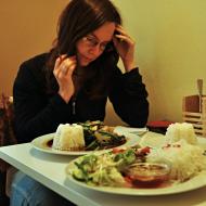 komu co koupit? (nad veganskou čínou v LovingHut)