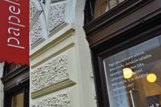 nově objevené (díky, Marku) a skvělé Papelote