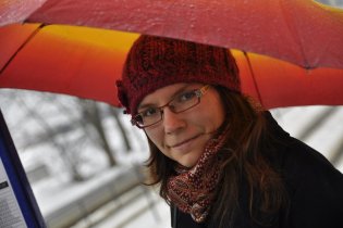 Prší - jedeme do města