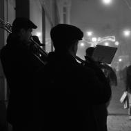 Dechová sekce vyhrává koledy