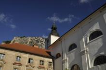 Sv. Jan pod Skalou - klášter