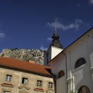 Sv. Jan pod Skalou - klášter