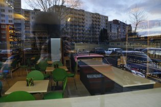 Nový vinný bar v bystrci vypadá slibně