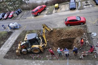 Tak kdo tam skočí jako první?