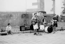 V Brně mají i pouliční kapely své groupie :)