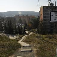 Naše milované schody na zastávku šaliny