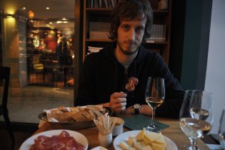 Hodování v Petit Cru