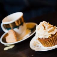 Jeden veganský mrkvový cupcake, prosím!