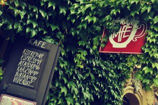 U Zavěšenýho kafe už je prý 130 zavěšených kafí, tak se nestyďte!