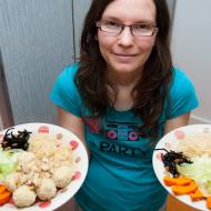 Dal by sis něco menšího, miláčku?