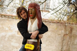 Obejmi si svoji Libuši