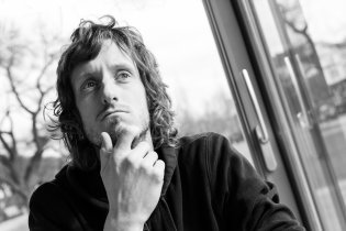 Ranní zamyšlení nad kvalitou kávy v Caffe Park Slovaňák