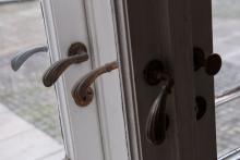 Kdopak asi leští kliky v Místodržitelském paláci?