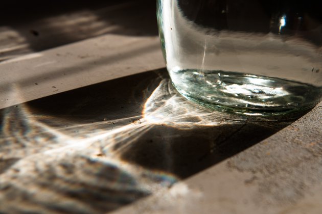 Ze série 'umění od kavárenského stolu'