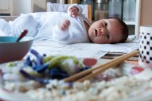 Vy se tady cpete a já tu jako mám celou dobu otáčet hlavičku, nebo co?