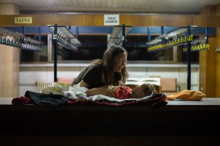 Kde jinde se převlíkat než v šatně?