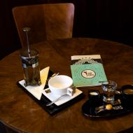 The Cat Café - zajímavý interiér a káva, co se dá pít