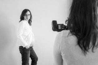 Takové to domácí focení - Romča fotí těhulenku