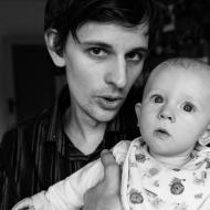 Richard Timískovi právě pošeptal nějaké fascinující životní moudro