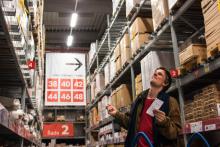 Ztracen mezi regály