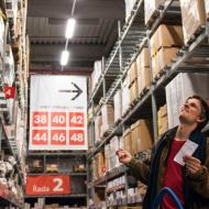 Ztracen mezi regály