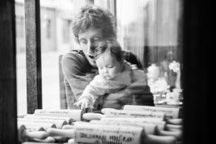 Verunka naznačuje, s čím by si doma ráda hrála