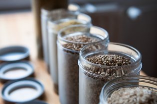 Je potřeba naplnit sýpky