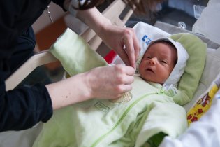 Příprava na první velkou výpravu byla trochu hektická, protože se náhle zjistilo, že maminka nemá na cestu nic na sebe