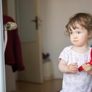 Opravdu to musím po sobě uklízet, mami?