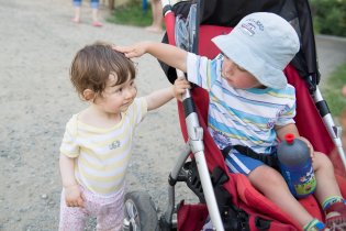 Nesmělé seznamování