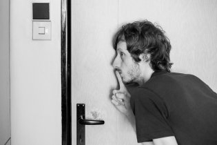 To dítě pořád ještě spí, v kolik budem jako obědvat?