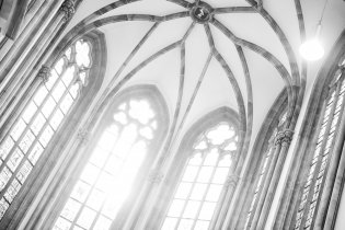 po ránu v katedrále