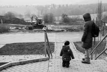 Na Kamechách staví a staví a staví