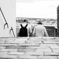 Na veřejné WC nikdy nechoď sám!