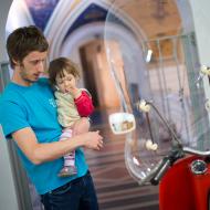 Tom s Verunkou nenachází slova pro tuto věc na výstavě Věci a slova