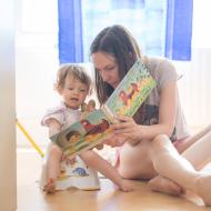 Na nočníku Verunka vysedává tuze ráda, zatím povětšinou bez výstupního produktu