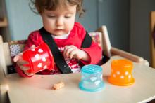 Chceš křupku? Tak si ji najdi. (Varianta hry skořápky)