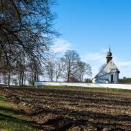 Škoda, že tento kostelíček u hradu Veveří není přístupný