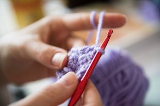 Pletení máme zmáknuté, tak hurá na háčkování