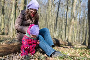 Verunka objevuje krásy našeho sídlištního pralesa